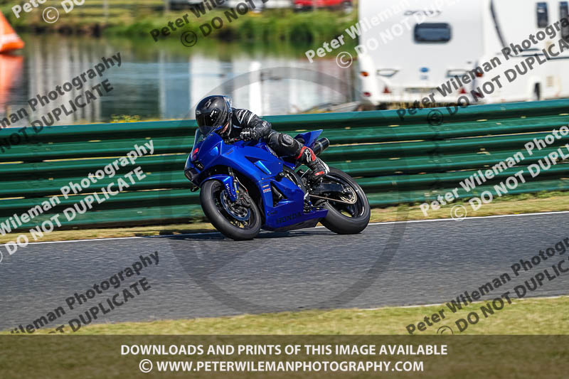 enduro digital images;event digital images;eventdigitalimages;mallory park;mallory park photographs;mallory park trackday;mallory park trackday photographs;no limits trackdays;peter wileman photography;racing digital images;trackday digital images;trackday photos